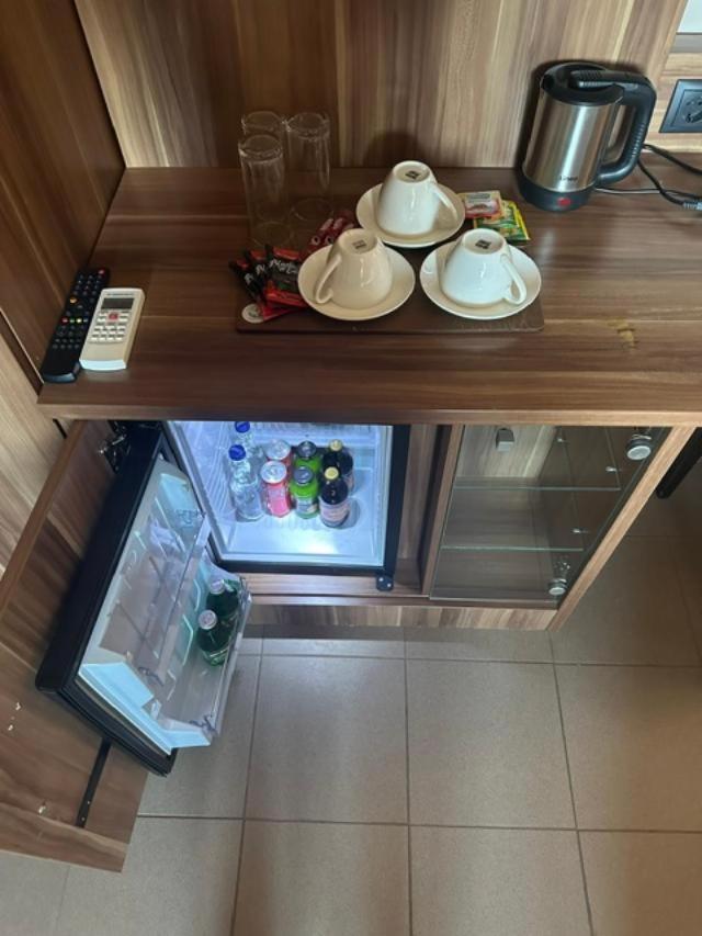 Jp Motel Mali Pariz Bor Bagian luar foto