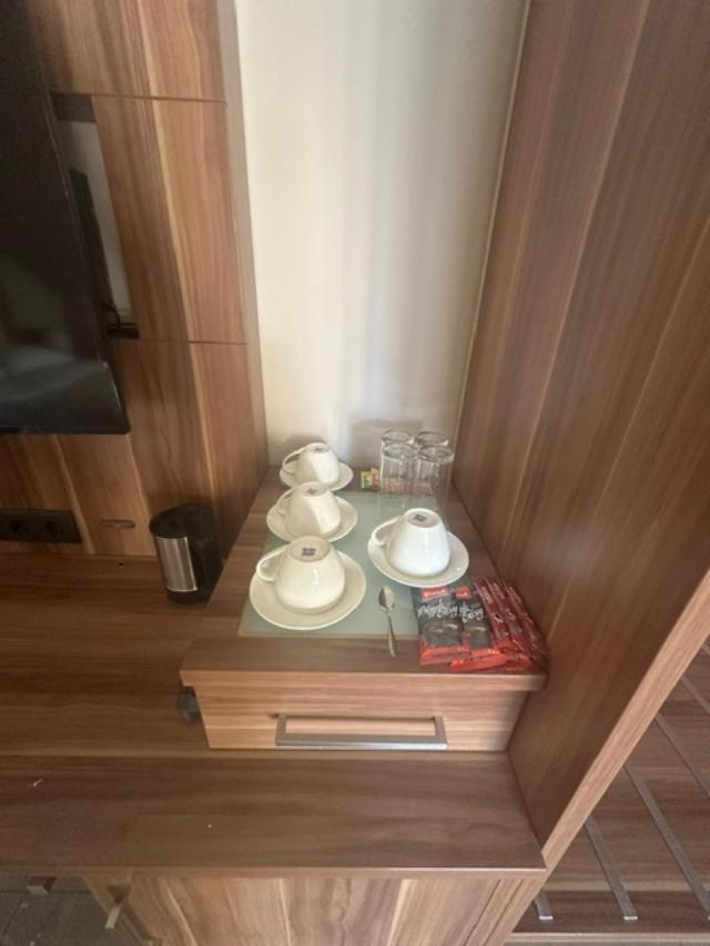 Jp Motel Mali Pariz Bor Bagian luar foto