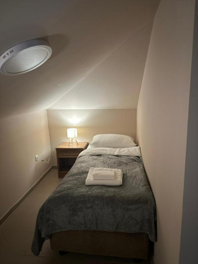 Jp Motel Mali Pariz Bor Bagian luar foto